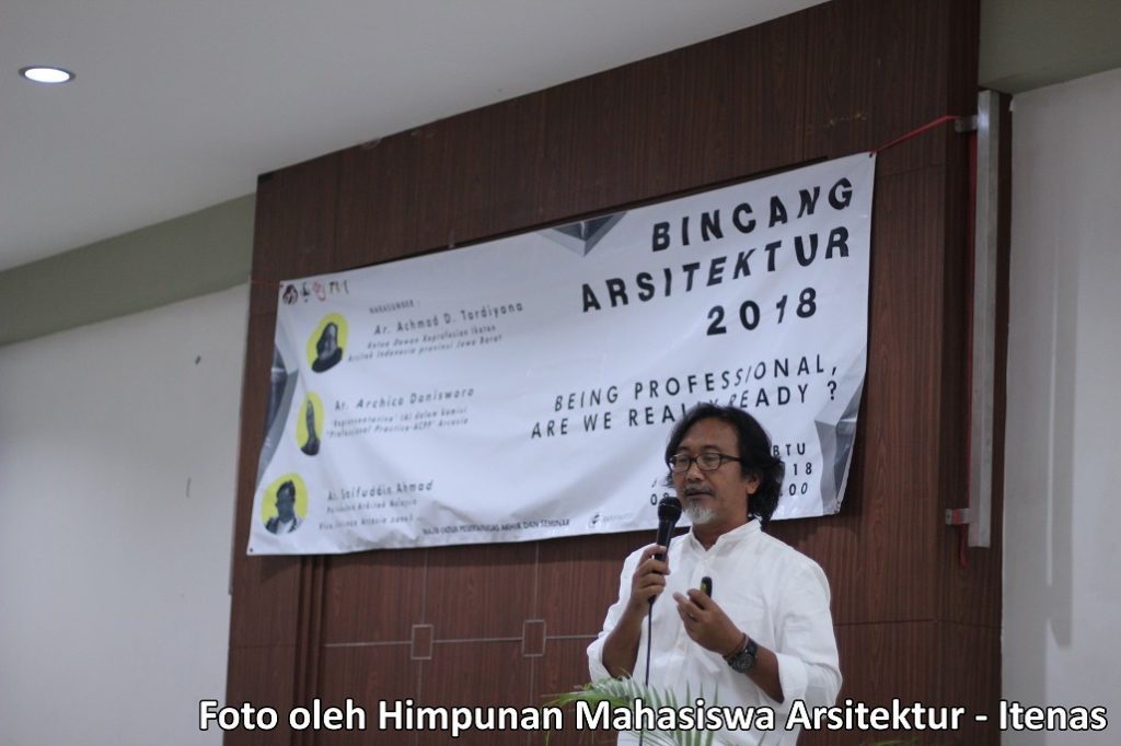 Ar. Achmad Tardiyana